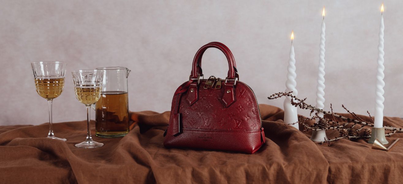 Behind the scenes of the restoration of luxury bags – Vintega