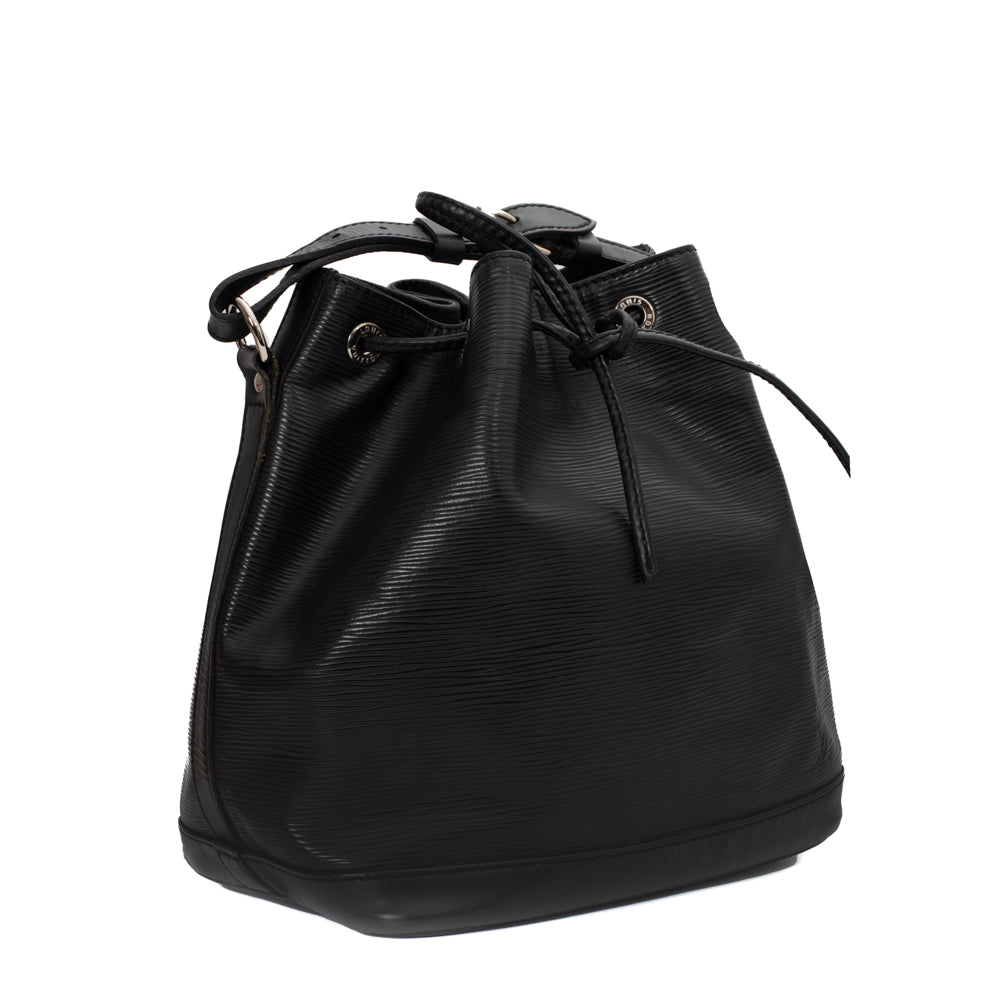 Vintage Noé Bucket bag in black epi leather Louis Vuitton - Second Hand /  Used – Vintega