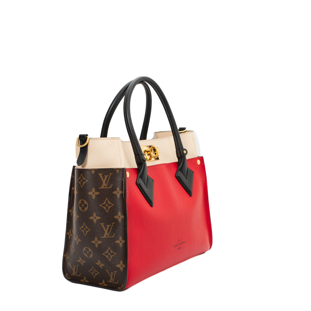 On My Side bag in red monogram canvas Louis Vuitton - Second Hand / Used –  Vintega