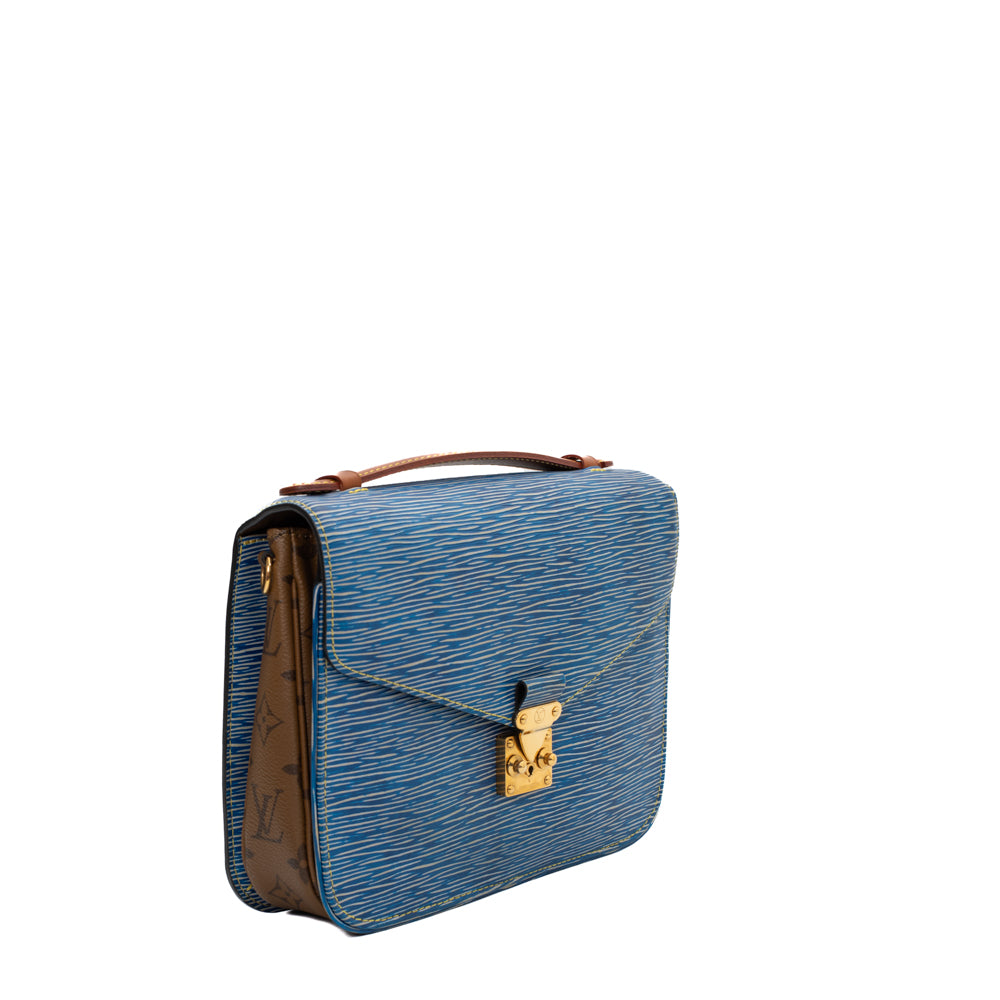 Pochette Métis bag in blue epi leather