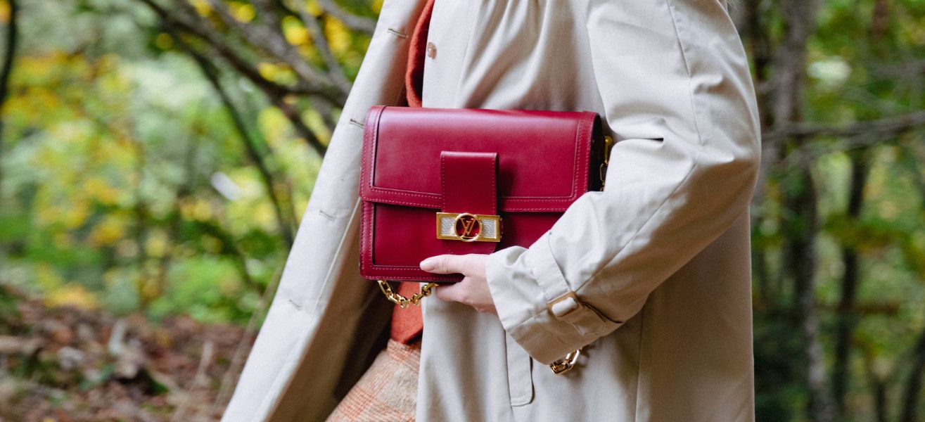Chanel Pre-owned Medium Diana Shoulder Bag - Red