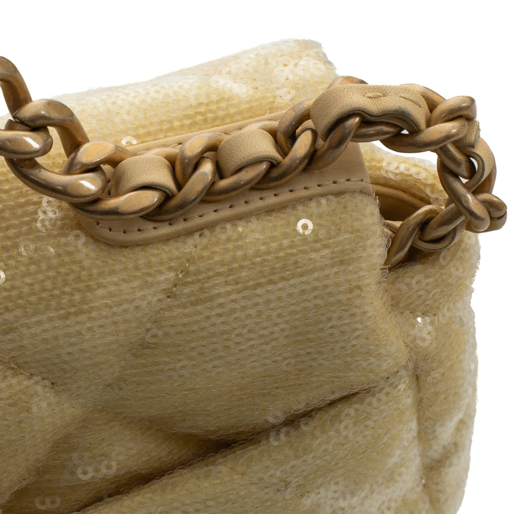 Chanel 19 Limited Edition bag in Chanel yellow sequins - Second 