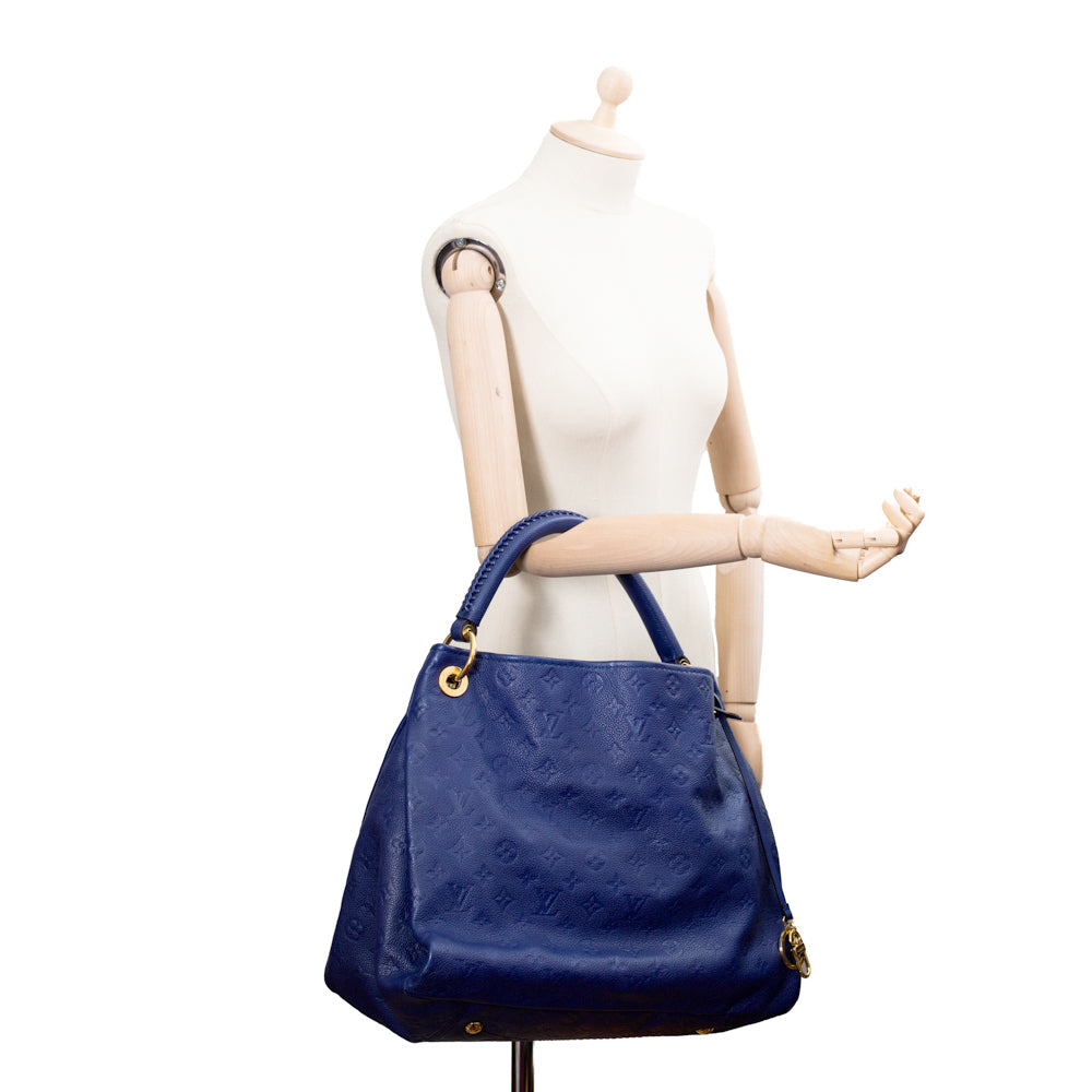 Artsy MM bag in blue imprint leather Louis Vuitton - Second Hand / Used –  Vintega