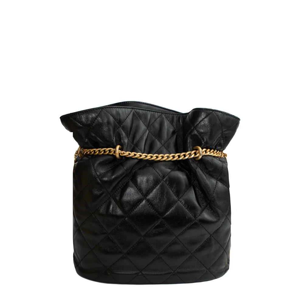 Chanel black leather Bucket bag - Second Hand / Used – Vintega