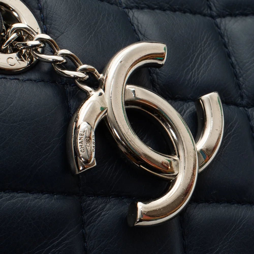 Sac Cabas en cuir bleu Chanel Seconde Main Occasion Vintega