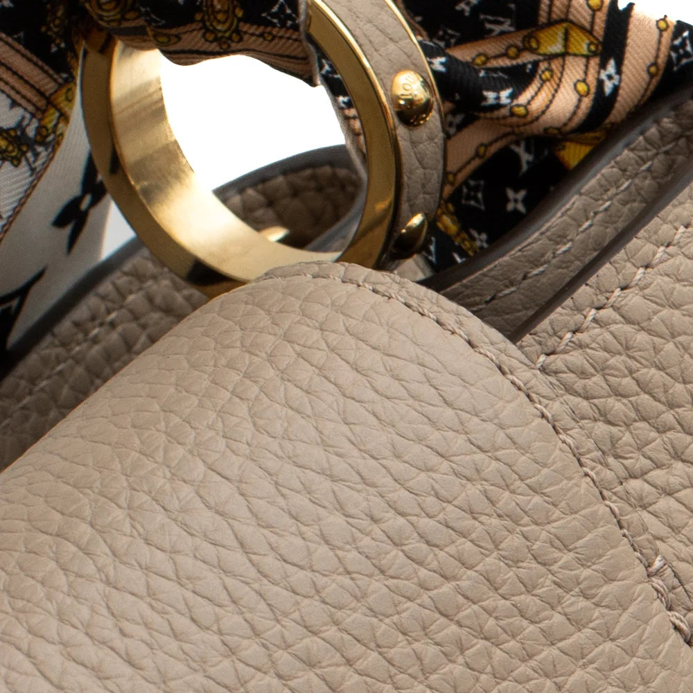 Capucines MM-Tasche aus beigem Leder Louis Vuitton – Gebraucht / Gebraucht  – Vintega