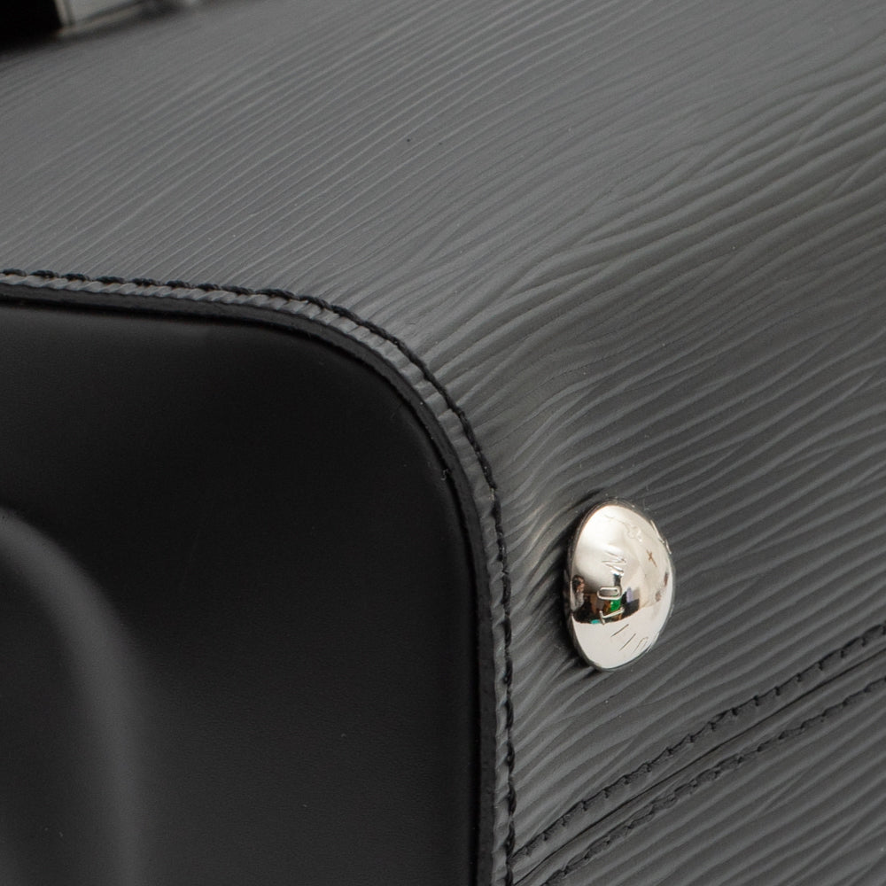Louis Vuitton Black Cluny BB Bag – The Closet