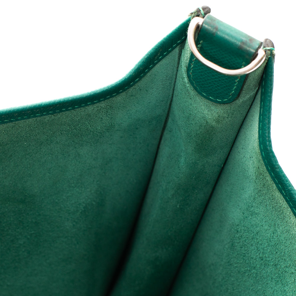 Evelyne 29 bag in green leather