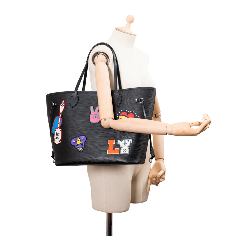 Neverfull MM Patches bag in black epi leather