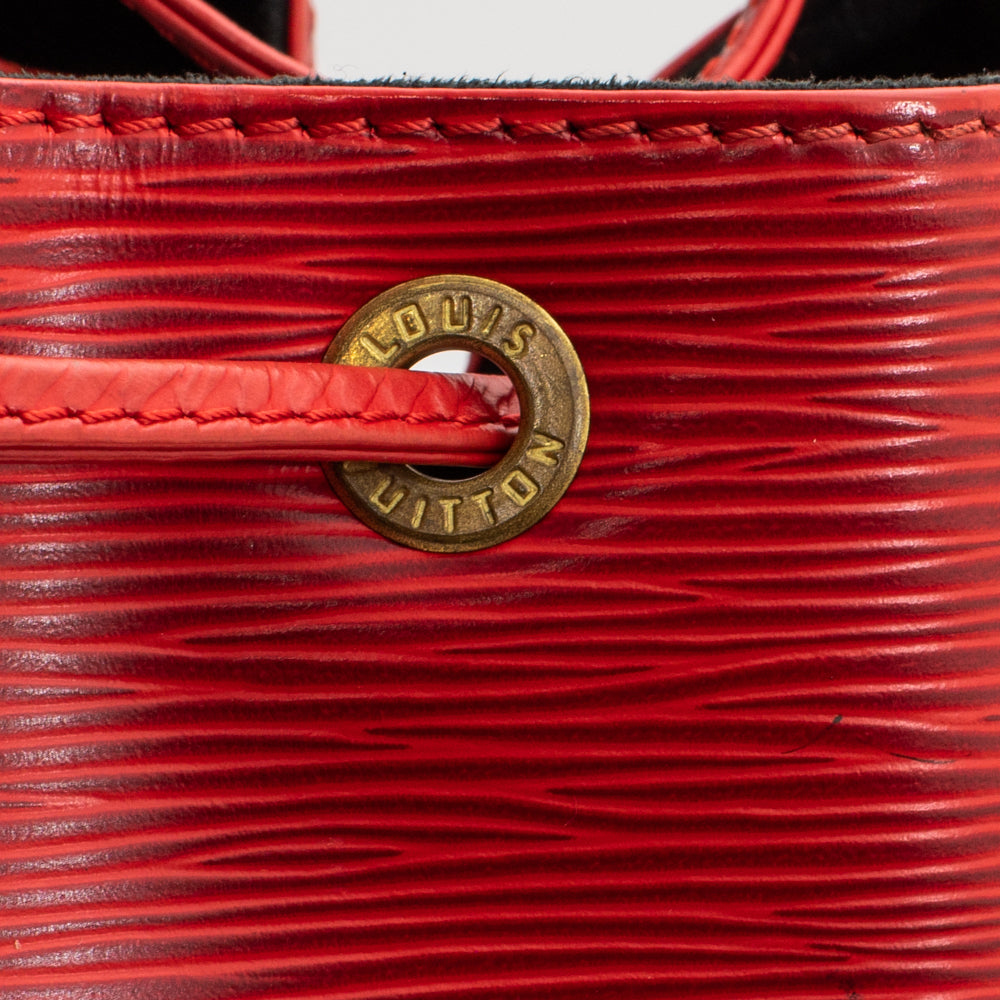 Sac à main vénus en cuir Louis Vuitton Rouge en Cuir - 32163299