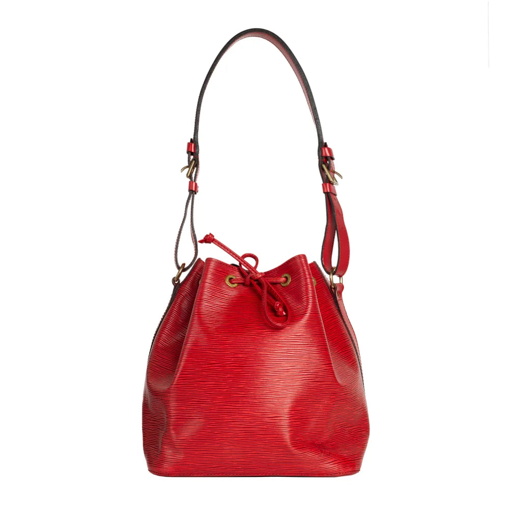 Vintage Noe Bucket bag in red epi leather Louis Vuitton Second Hand Used Vintega