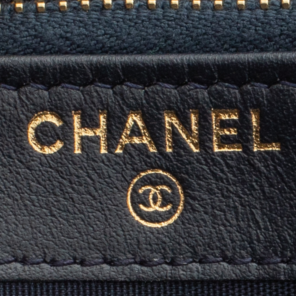 Chanel blue denim Camera bag - Second Hand / Used – Vintega