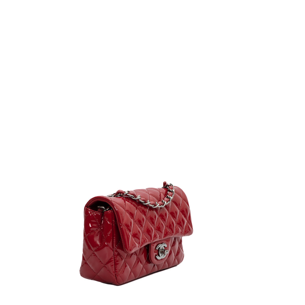 CHANEL Patent Quilted Maxi Double Flap Red 1261489
