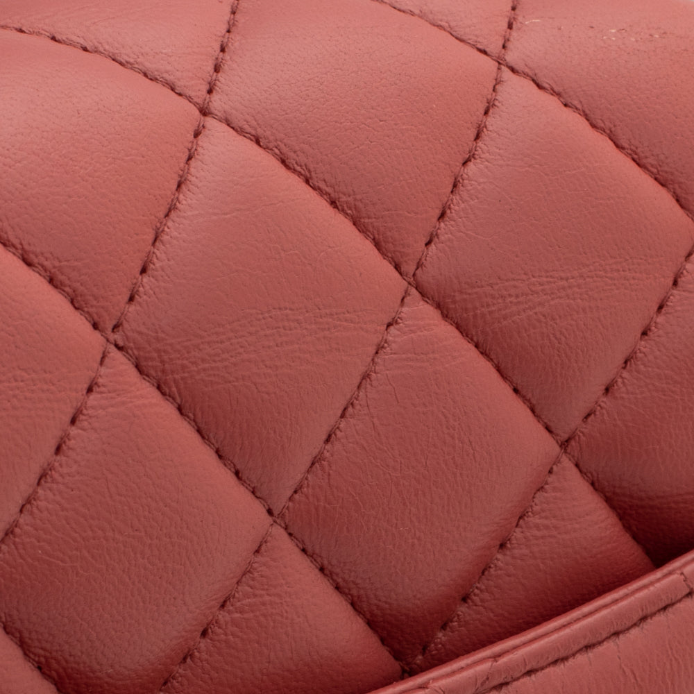 Timeless Mini Square bag in pink leather Chanel - Second Hand